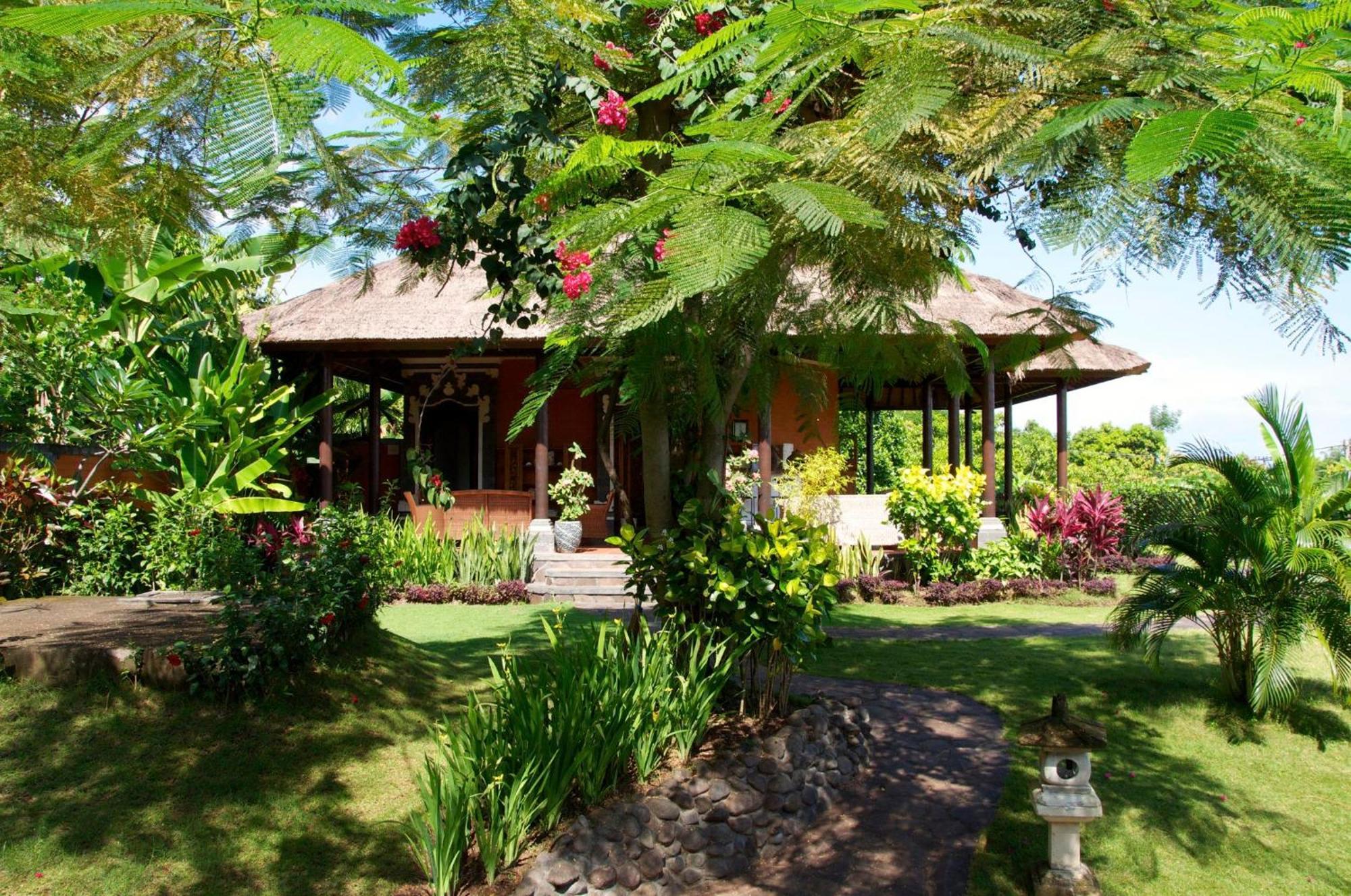 Villa Bali Pondok Jepang Lovina  Exterior photo